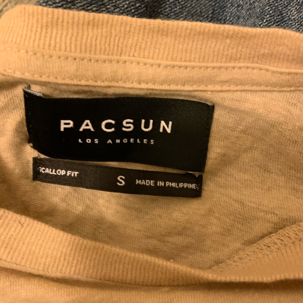 Pacsun T-Shirt